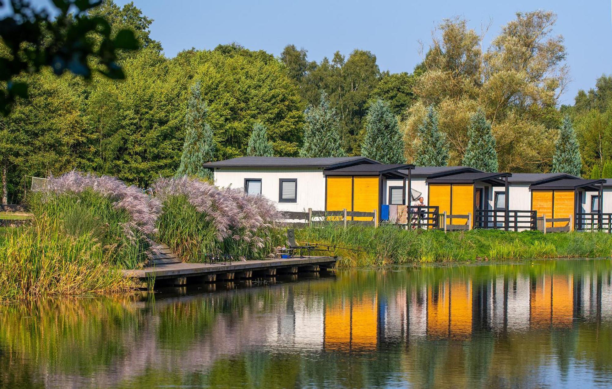 Drewniane Na Splawiu Nad Morzem Lodge